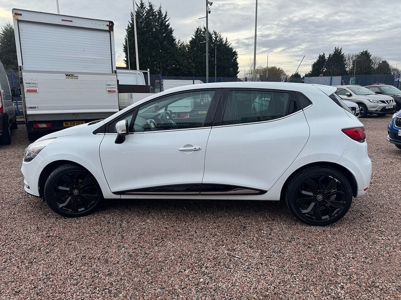 Used Renault Clio 2018 for sale - 76863551: Photo 9