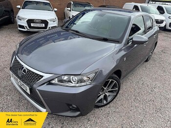 Used Lexus CT 2015 for sale - 75545938: Photo