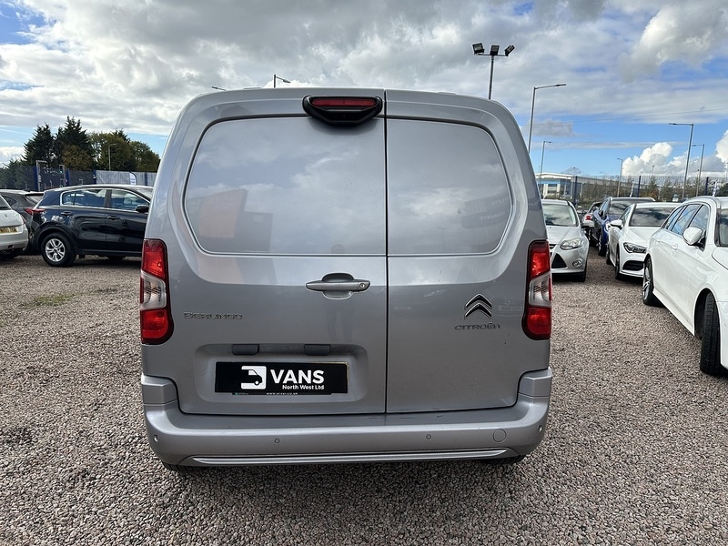 Used Citroen Berlingo 2021 for sale - 76334070: Photo 2
