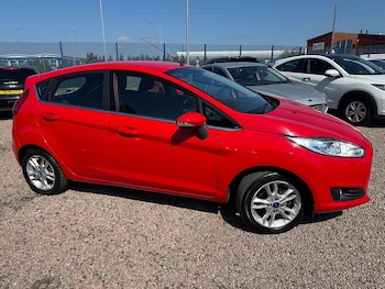 Used Ford Fiesta 2015 for sale - 79151646: Photo