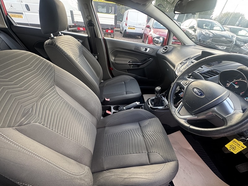 Used Ford Fiesta 2016 for sale - 76510338: Photo 24