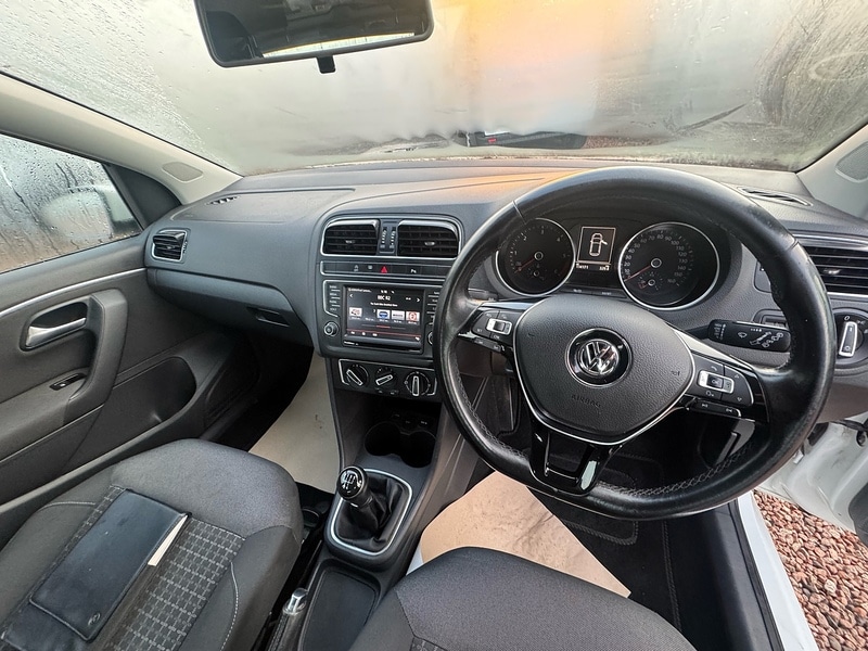 Used Volkswagen Polo 2014 for sale - 76969715: Photo 29