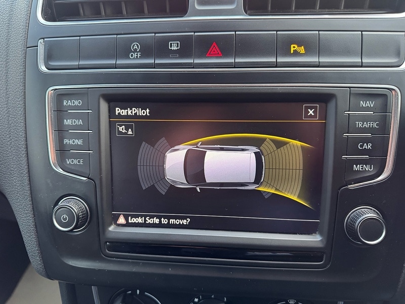 Used Volkswagen Polo 2014 for sale - 76969715: Photo 32