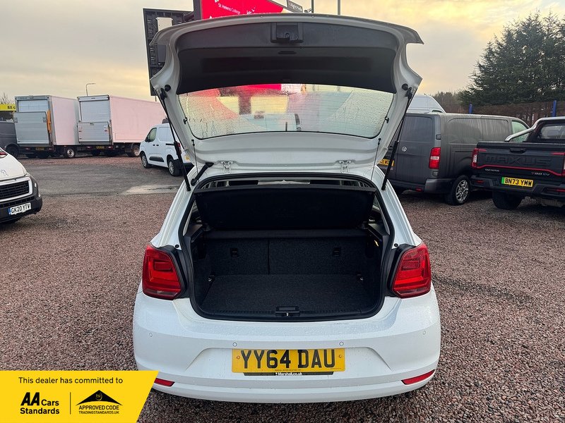 Used Volkswagen Polo 2014 for sale - 76969715: Photo 6