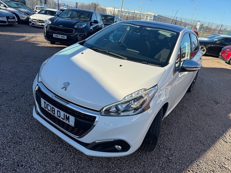 Used Peugeot 208 2018 for sale - 76626871: Photo 14