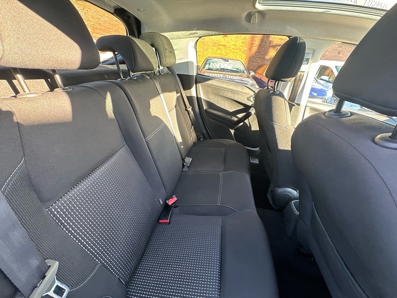 Used Peugeot 208 2018 for sale - 76626871: Photo 24