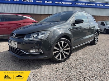 Used Volkswagen Polo 2016 for sale - 75537665: Photo