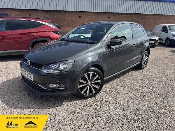 Used Volkswagen Polo 2016 for sale - 75537665: Photo 2
