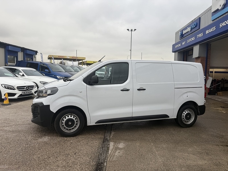 Used Vauxhall Vivaro 2024 for sale - 76496938: Photo 2
