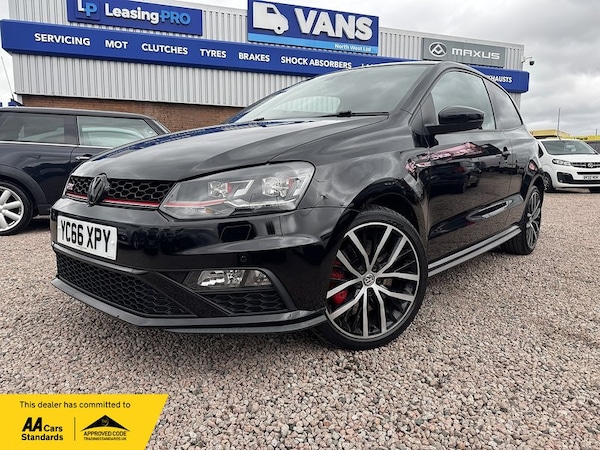 Used Volkswagen Polo 2016 for sale - 76288020: Photo 1