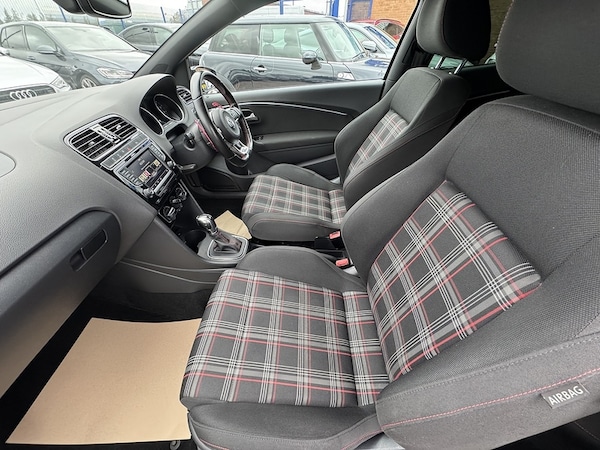 Used Volkswagen Polo 2016 for sale - 76288020: Photo 25