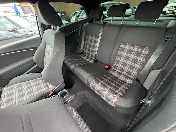 Used Volkswagen Polo 2016 for sale - 76288020: Photo 26