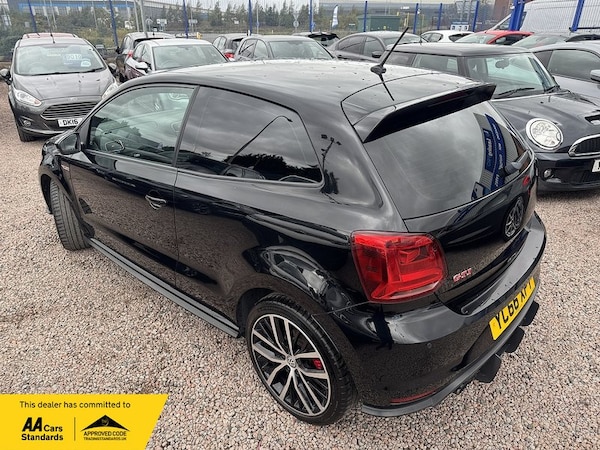 Used Volkswagen Polo 2016 for sale - 76288020: Photo 8