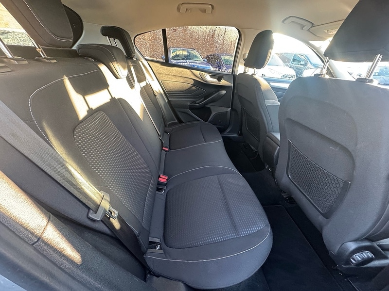 Used Ford Focus 2018 for sale - 76707299: Photo 16