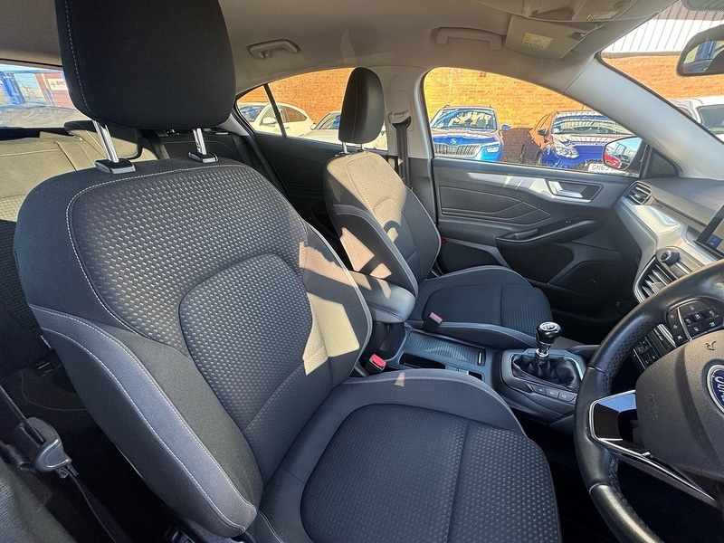 Used Ford Focus 2018 for sale - 76707299: Photo 26