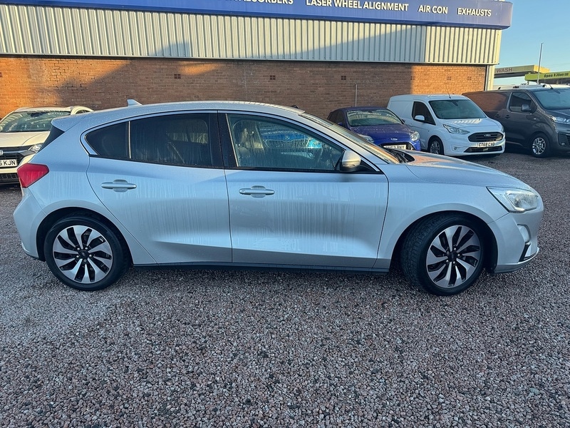 Used Ford Focus 2018 for sale - 76707299: Photo 4