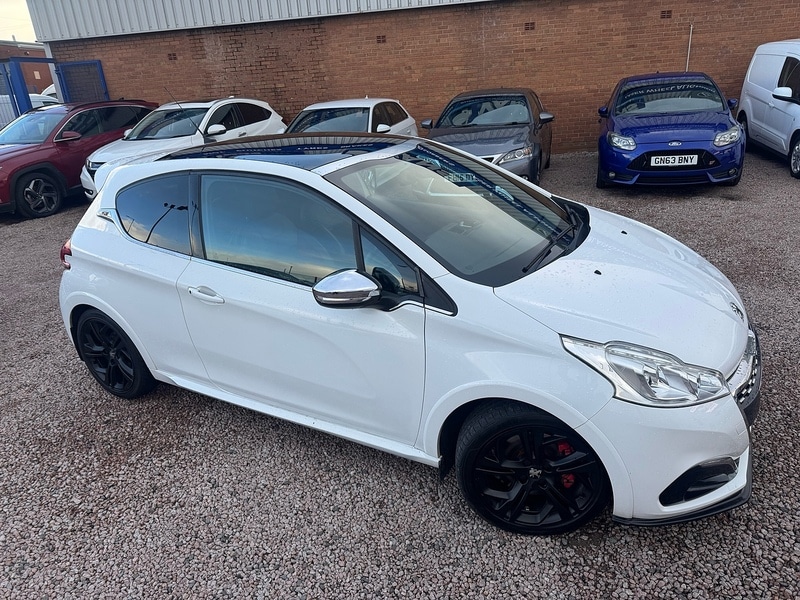 Used Peugeot 208 2016 for sale - 76626870: Photo 10