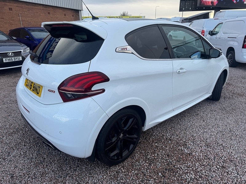 Used Peugeot 208 2016 for sale - 76626870: Photo 12