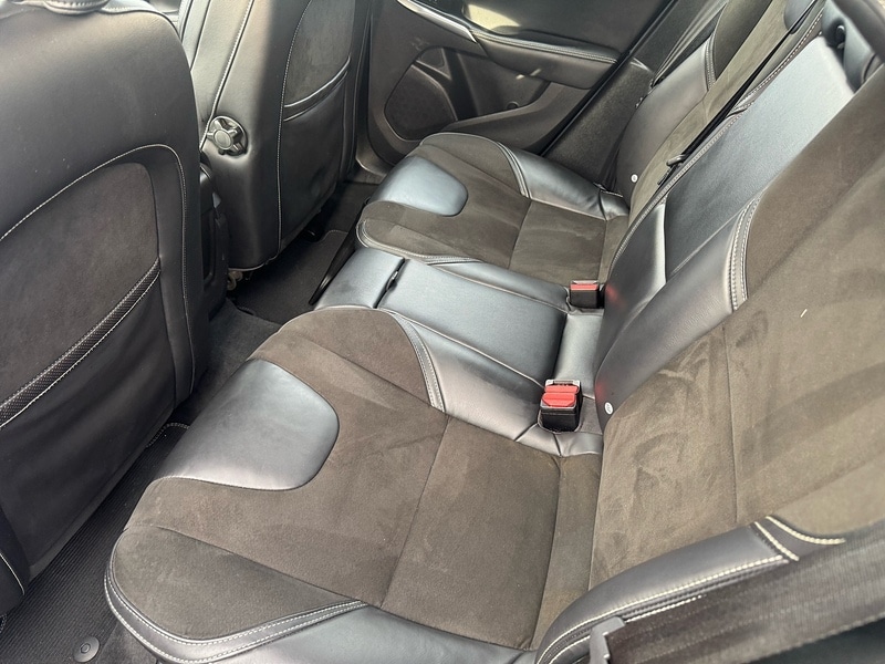 Used Volvo V40 2018 for sale - 76536273: Photo 18