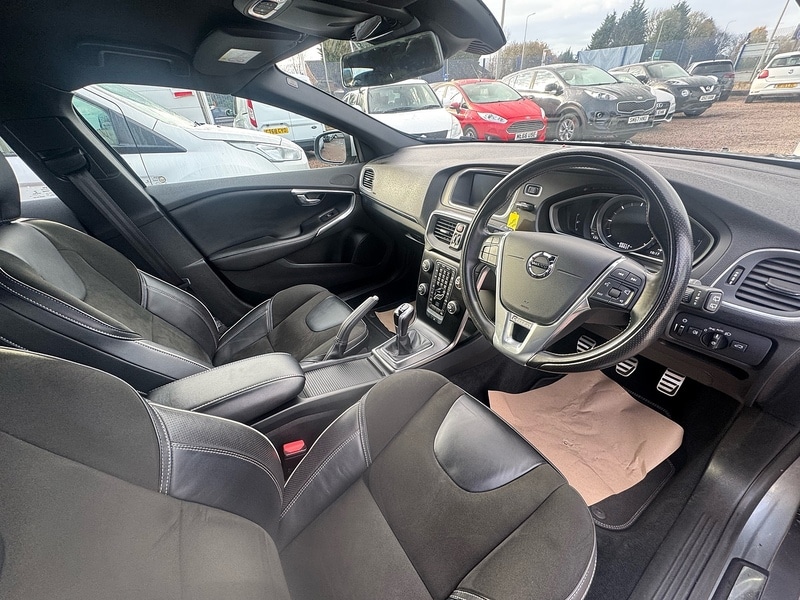 Used Volvo V40 2018 for sale - 76536273: Photo 28