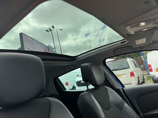 Used Renault Clio 2018 for sale - 75444949: Photo 18