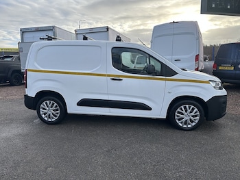 Used Citroen Berlingo 2020 for sale - 77200965: Photo