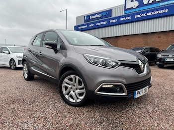 Used Renault Captur 2017 for sale - 77547794: Photo