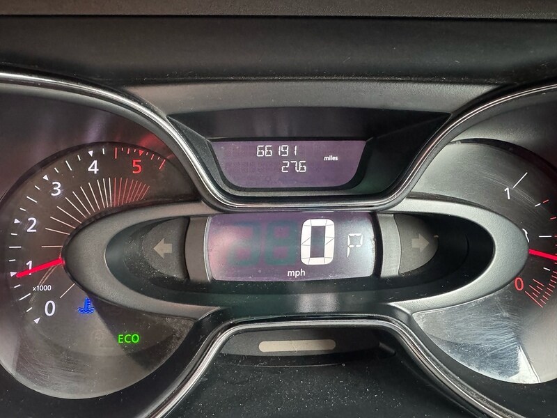 Used Renault Captur 2017 for sale - 77547794: Photo 30