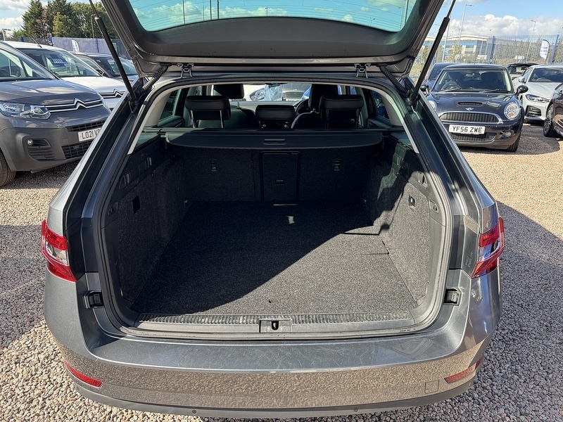 Used Skoda Superb 2021 for sale - 76383154: Photo 15