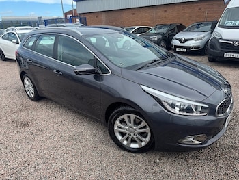Used Kia Ceed 2015 for sale - 78840229: Photo