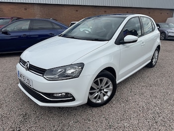 Used Volkswagen Polo 2015 for sale - 75736847: Photo