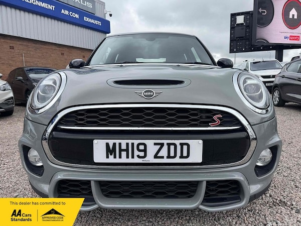 Used MINI Hatch 2019 for sale - 75392682: Photo 4