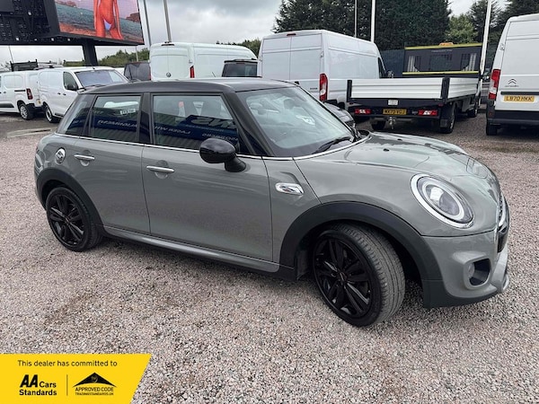 Used MINI Hatch 2019 for sale - 75392682: Photo 6