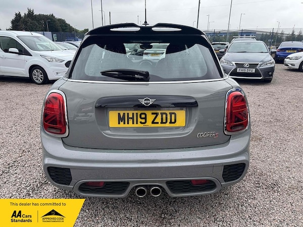 Used MINI Hatch 2019 for sale - 75392682: Photo 9