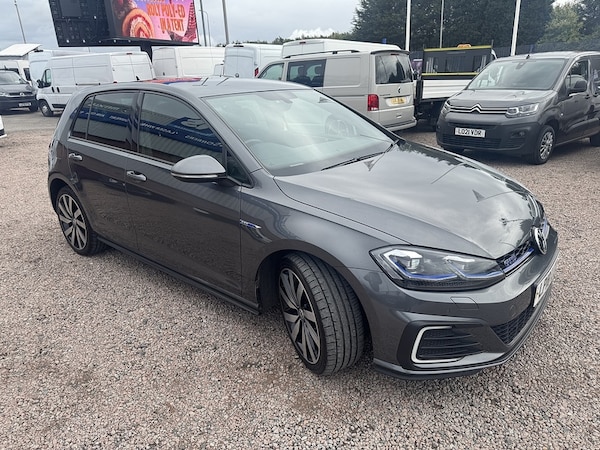 Used Volkswagen Golf 2018 for sale - 76114968: Photo 11