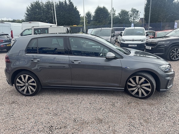 Used Volkswagen Golf 2018 for sale - 76114968: Photo 13