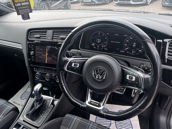 Used Volkswagen Golf 2018 for sale - 76114968: Photo 22