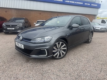 Used Volkswagen Golf 2018 for sale - 76114968: Photo 3