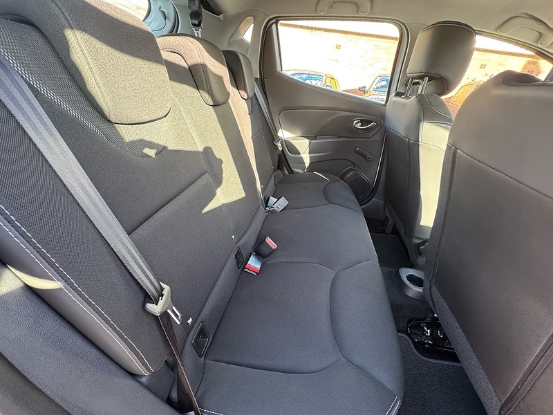 Used Renault Clio 2016 for sale - 77384789: Photo 17