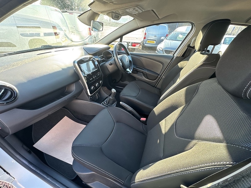 Used Renault Clio 2016 for sale - 77384789: Photo 23