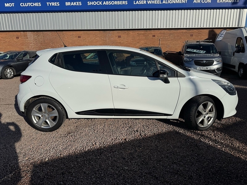 Used Renault Clio 2016 for sale - 77384789: Photo 4