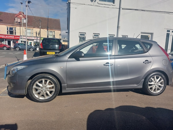 Used Hyundai i30 2011 for sale - 75541780: Photo 4