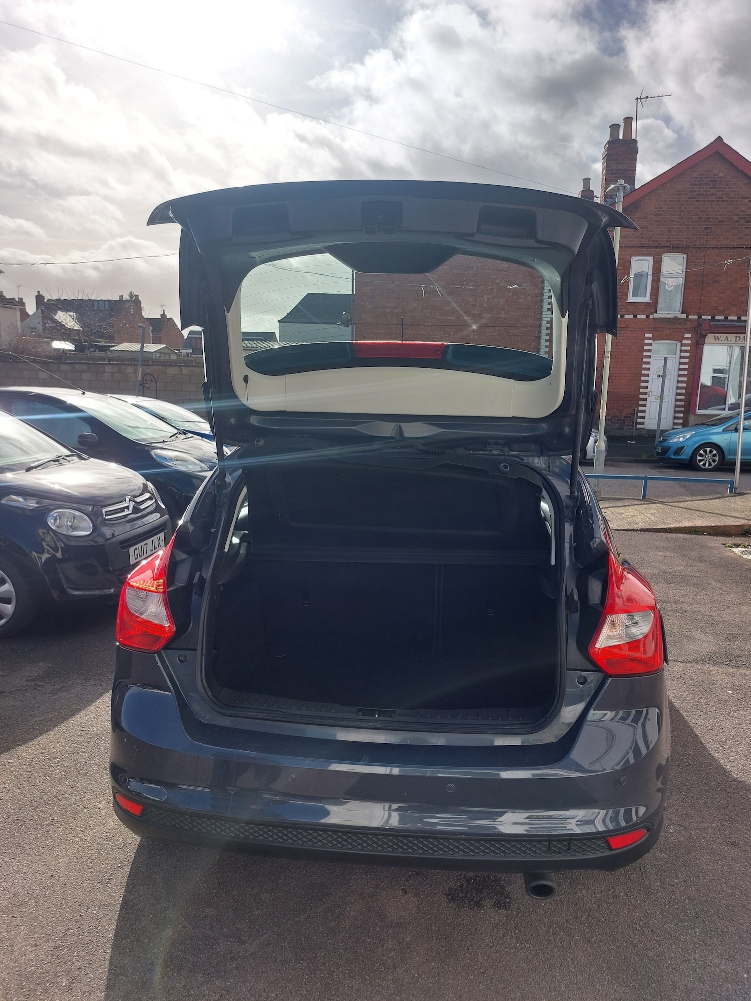 Used Ford Focus 2011 for sale - 77635771: Photo 5