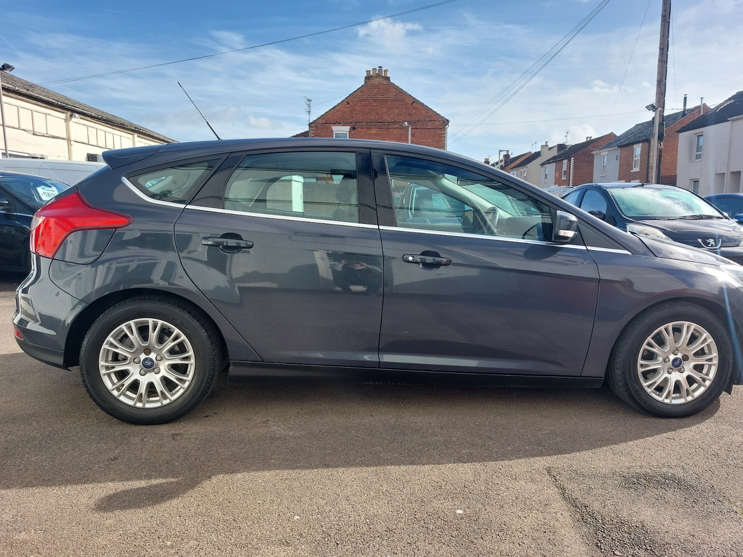 Used Ford Focus 2011 for sale - 77635771: Photo 9