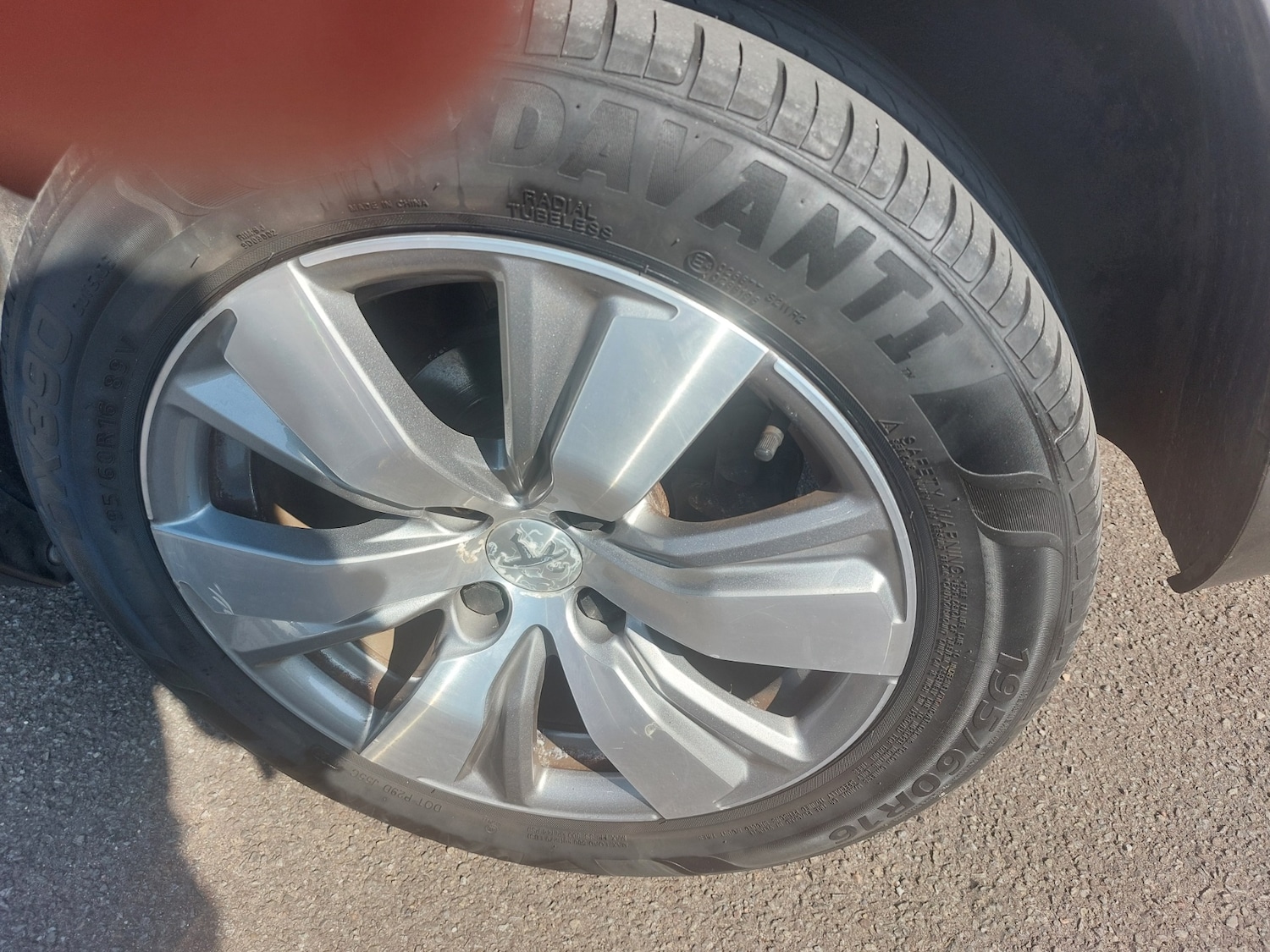 Used Peugeot 2008 2015 for sale - 77947387: Photo 32