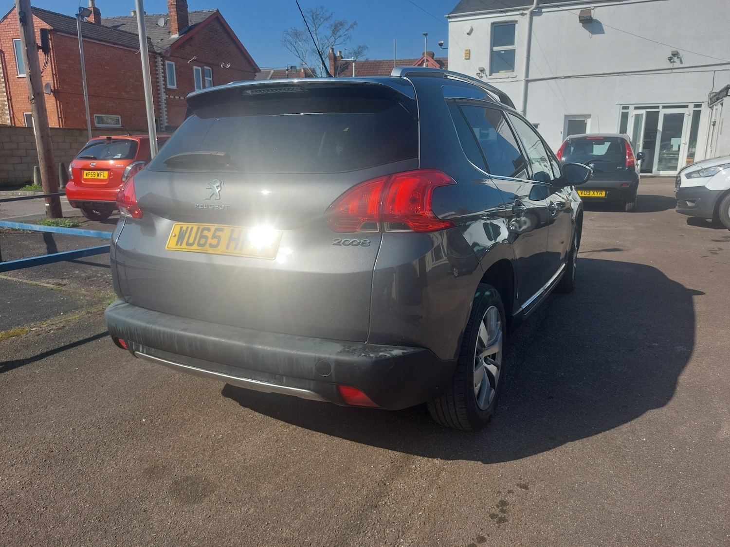 Used Peugeot 2008 2015 for sale - 77947387: Photo 8