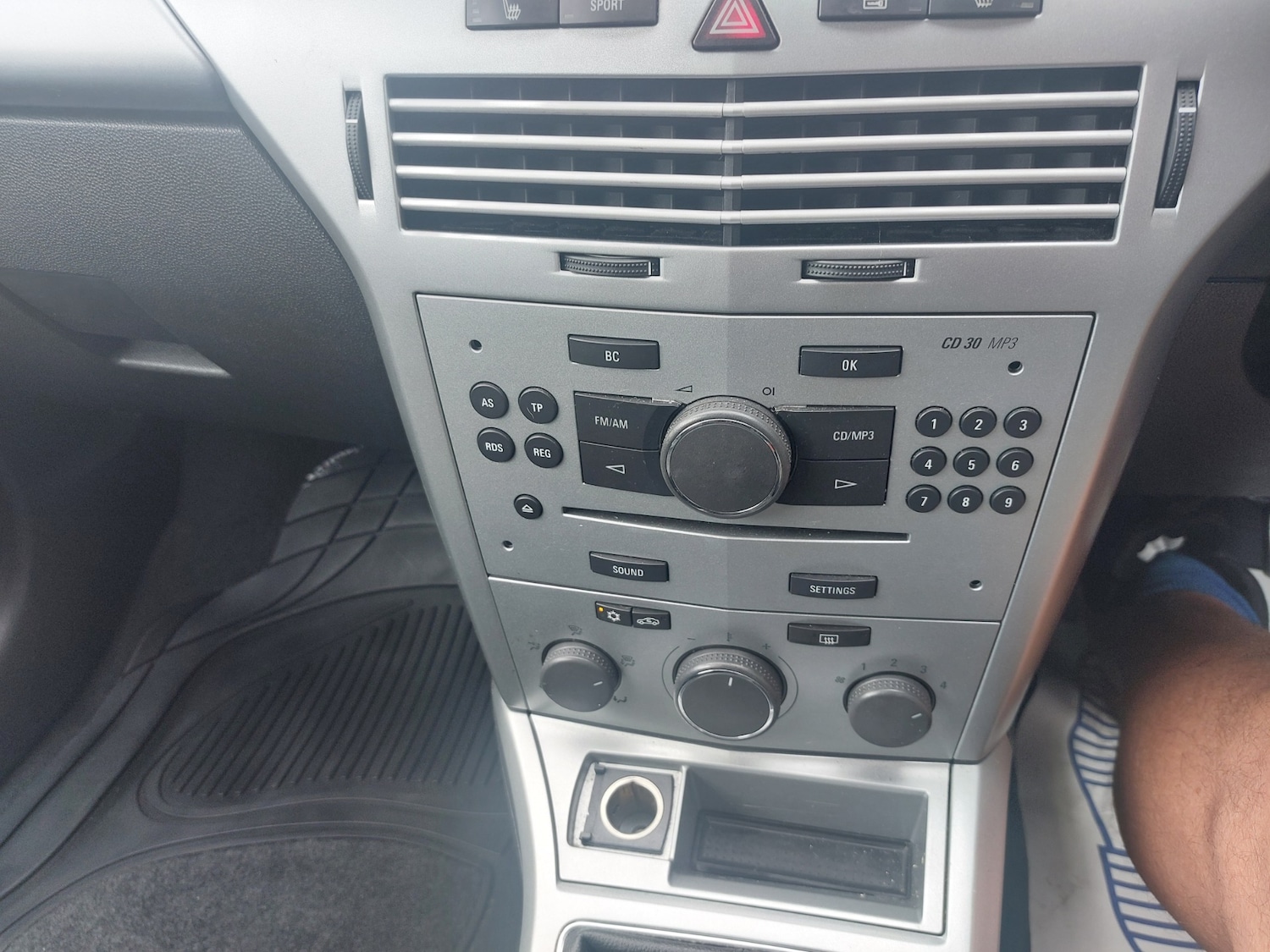 Vehicle 21