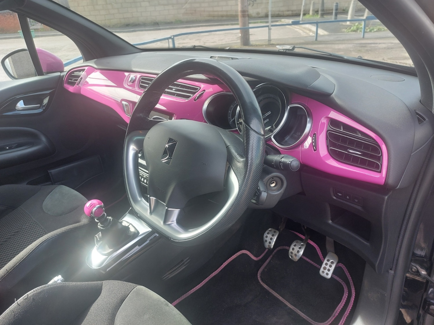 Used Citroen DS3 2014 for sale - 77915947: Photo 11