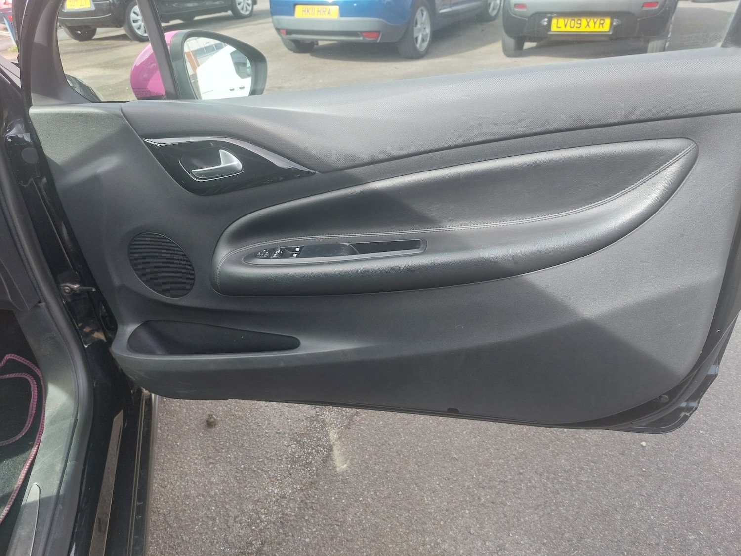 Used Citroen DS3 2014 for sale - 77915947: Photo 12