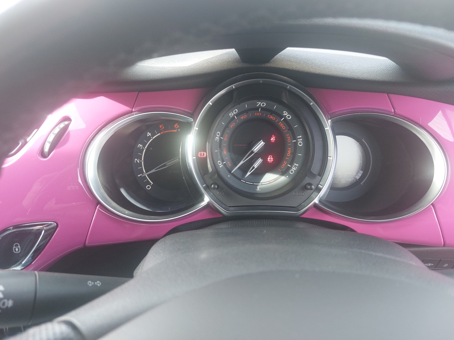 Used Citroen DS3 2014 for sale - 77915947: Photo 14